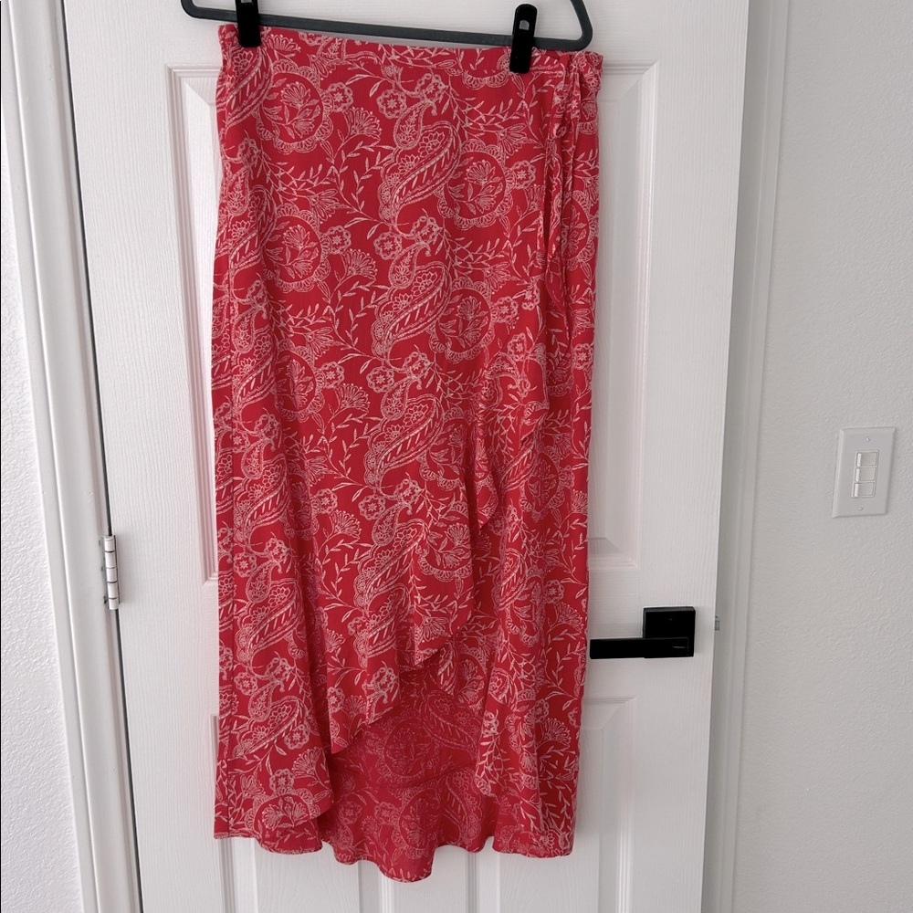 Universal Thread Floral wrap Skirt NWOT